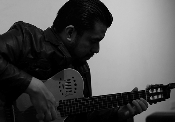 Cantautor y compositor